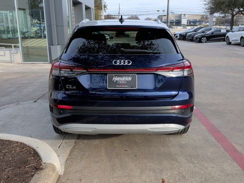 Certified 2023 Audi Q4 e-tron Premium Plus image 9