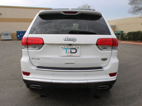 Used 2014 Jeep Grand Cherokee Summit image 13