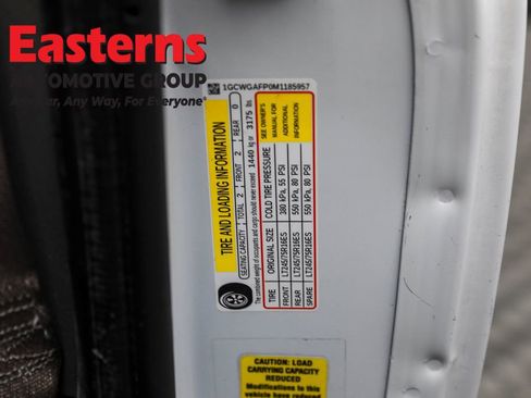 Used 2021 Chevrolet Express 2500 w/ Driver Convenience Package image 31