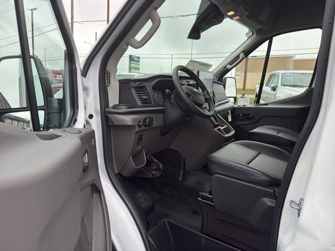 New 2026 Ford Transit 250 148 Medium Roof w/ Load Area Protection Package image 10