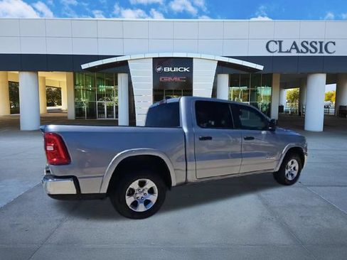 Used 2025 RAM 1500 Big Horn AWD/4WD image 8
