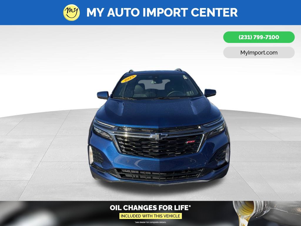 Used 2023 Chevrolet Equinox RS w/ LPO, Floor Liner Package AWD/4WD image 2