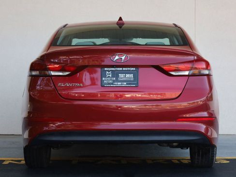 Used 2017 Hyundai Elantra SE FWD image 10
