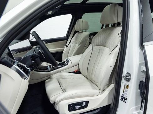 New 2026 BMW X5 xDrive40i w/ Climate Comfort Package image 24