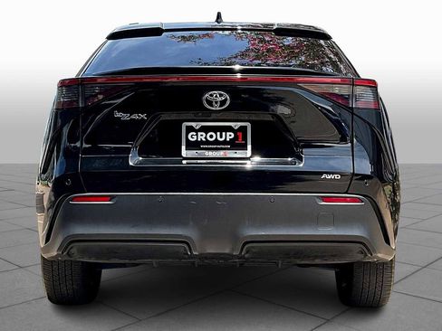 Used 2023 Toyota bZ4X XLE image 4