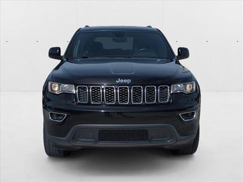 Used 2017 Jeep Grand Cherokee Laredo w/ Quick Order Package 2BE image 2