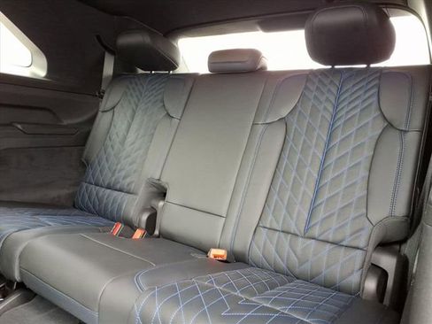 Used 2025 Cadillac Escalade IQ Luxury 1 AWD/4WD image 15