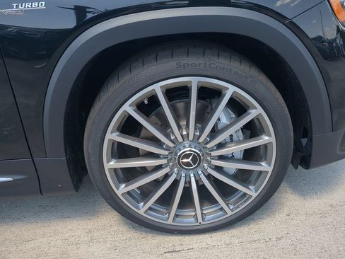 Certified 2024 Mercedes-Benz GLB 35 AMG 4MATIC image 8