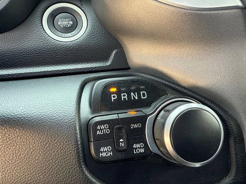 Used 2020 RAM 1500 Big Horn AWD/4WD image 34