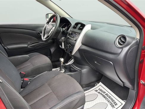 Used 2016 Nissan Versa SV FWD image 15