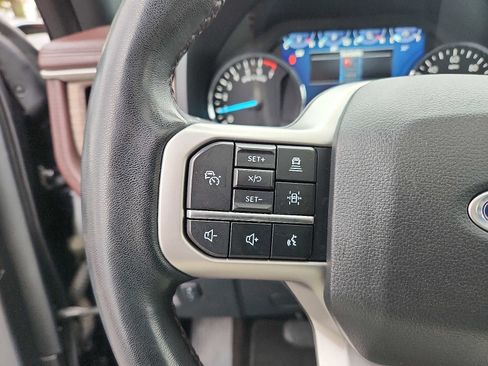 Used 2023 Ford Expedition Limited image 36