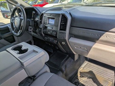 Used 2021 Ford F250 XL w/ Power Equipment Group image 35