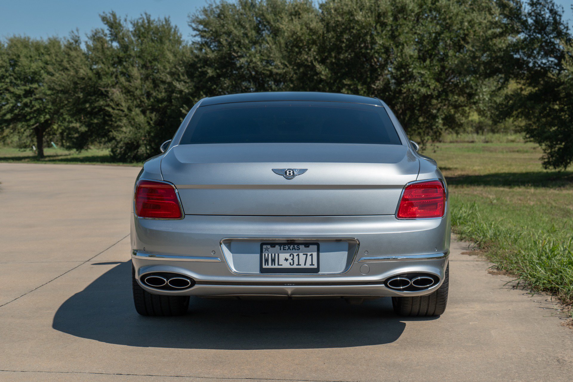 Used 2022 Bentley Flying Spur V8 AWD/4WD image 5