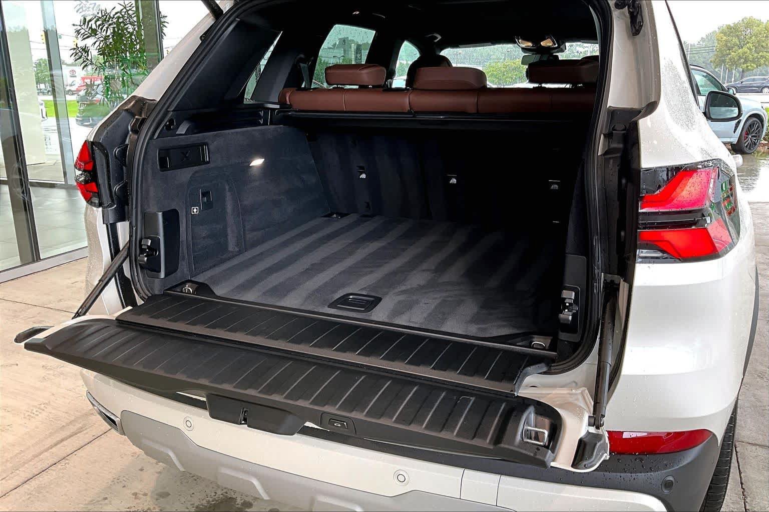 Used 2026 BMW X5 sDrive40i RWD image 34