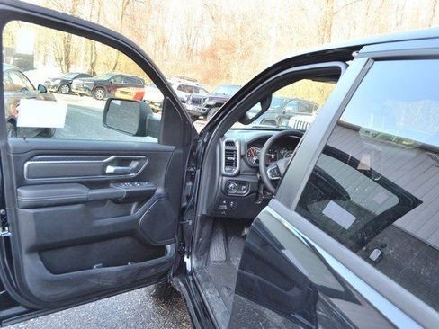 New 2026 RAM 1500 Big Horn AWD/4WD image 12
