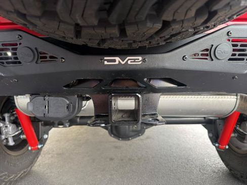 Used 2025 Jeep Wrangler Unlimited Sport AWD/4WD image 21