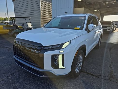 Used 2025 Hyundai Palisade SEL AWD/4WD image 2