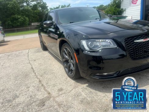 Used 2021 Chrysler 300 S RWD image 1