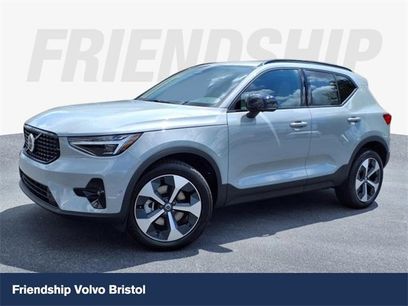 New 2026 Volvo XC40 B5 Plus w/ Protection Package Premier