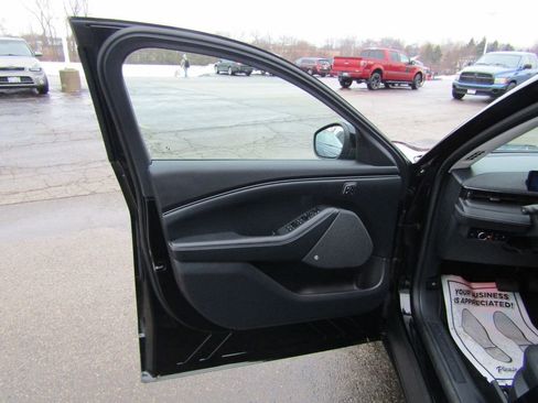 Used 2025 Ford Mustang Mach-E Premium image 13