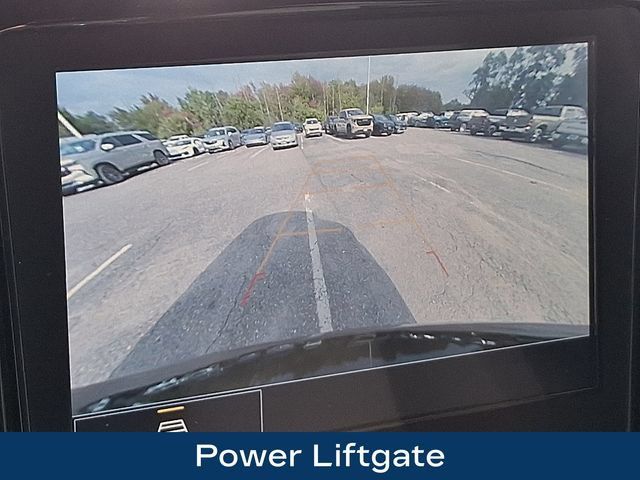 Used 2023 Chevrolet Traverse LT AWD/4WD image 13