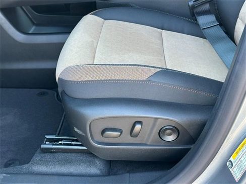 New 2026 Chevrolet Equinox ACTIV w/ Convenience Package III image 12