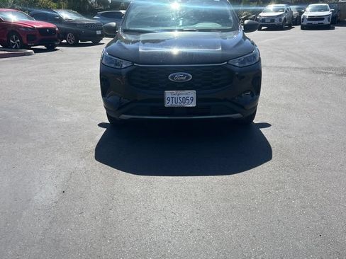 Used 2025 Ford Escape ST-Line AWD/4WD image 4