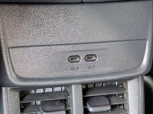 Used 2025 GMC Terrain Elevation AWD/4WD image 32