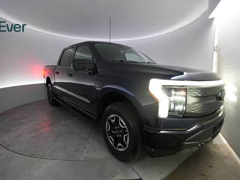 Used 2023 Ford F150 Lightning XLT AWD/4WD image 2