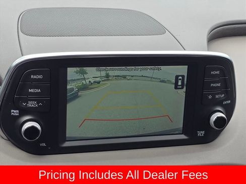 Used 2020 Hyundai Santa Fe SE FWD image 18