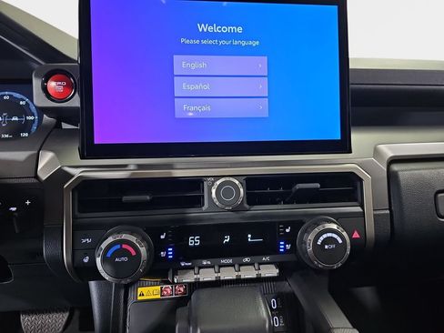Used 2025 Toyota 4Runner TRD Off-Road Premium w/ Tow Technology Package AWD/4WD image 23