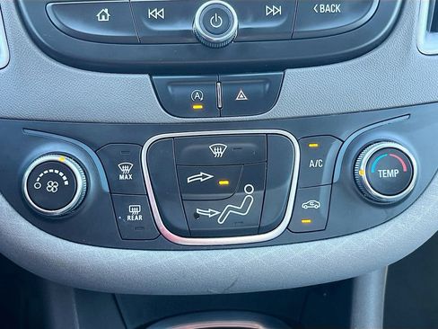 Used 2020 Chevrolet Malibu LS w/ Driver Confidence Package II FWD image 15