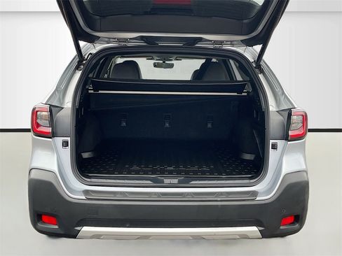 Used 2024 Subaru Outback Limited image 27