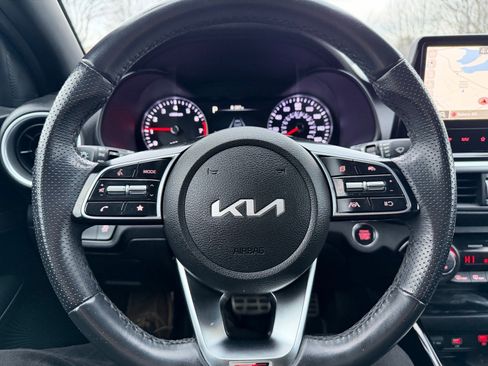 Used 2023 Kia Forte GT-Line image 13