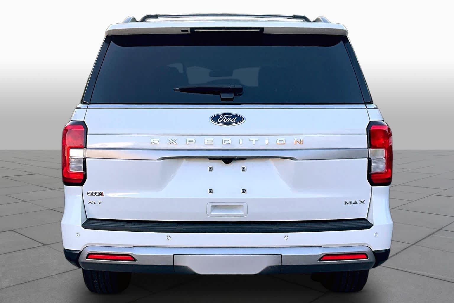 Used 2024 Ford Expedition Max XLT AWD/4WD image 5