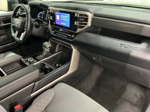Used 2025 Toyota Tundra SR5 AWD/4WD image 19