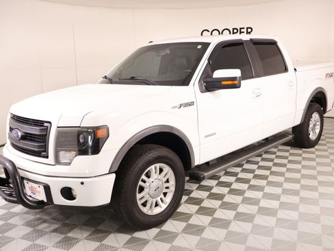 Used 2014 Ford F150 FX4 w/ Equipment Group 402A Luxury AWD/4WD image 11