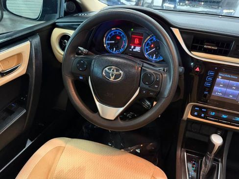 Used 2019 Toyota Corolla LE w/ LE Premium Package w/Moonroof FWD image 15