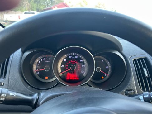 Used 2012 Kia Forte EX image 22