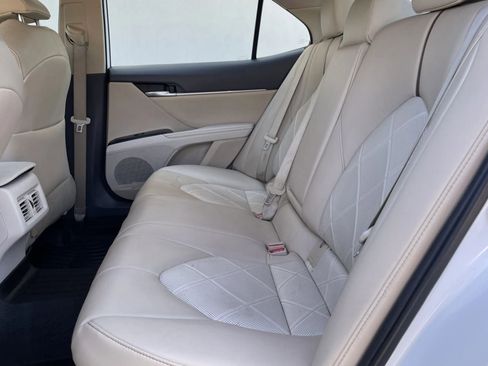 Used 2019 Toyota Camry XLE w/ Driver Assist Package FWD image 19