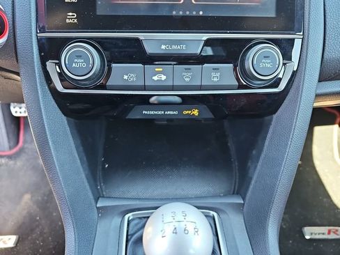 Used 2018 Honda Civic Type R image 21