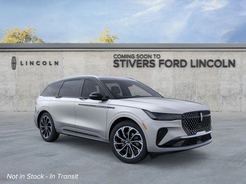 New 2026 Lincoln Nautilus Reserve image 7