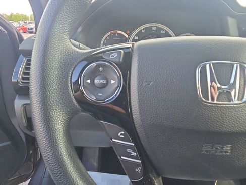 Used 2016 Honda Accord LX image 14