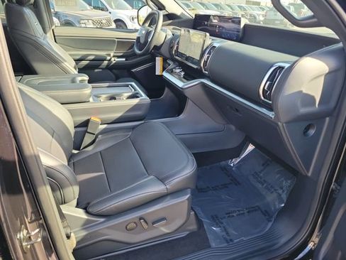 New 2026 Ford Expedition Platinum w/ Stealth Performance Package image 16