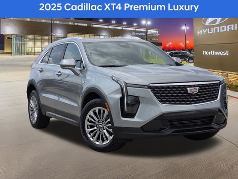 Used 2025 Cadillac XT4 Premium Luxury FWD image 1