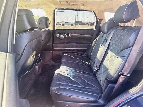 Used 2025 Genesis GV80 3.5T Prestige image 6