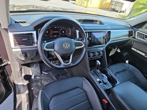 Used 2022 Volkswagen Atlas SEL Premium AWD/4WD image 18