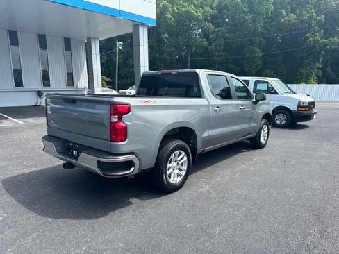 Used 2024 Chevrolet Silverado 1500 LT AWD/4WD image 20