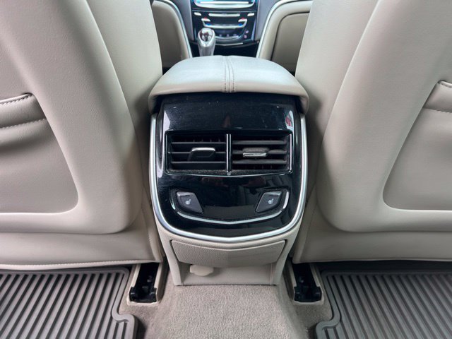 Used 2013 Cadillac XTS Luxury w/ Driver Awareness Package FWD image 17