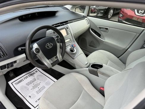 Used 2013 Toyota Prius Two FWD image 13
